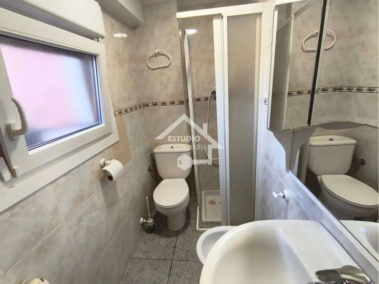 Bathroom of Houses for sale in Alesanco  with Heating, Private garden and Furnished