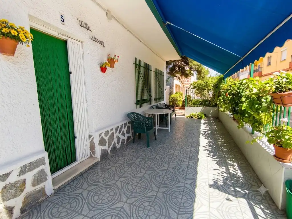 Adossat amb jardí en venda a Lo Pagán