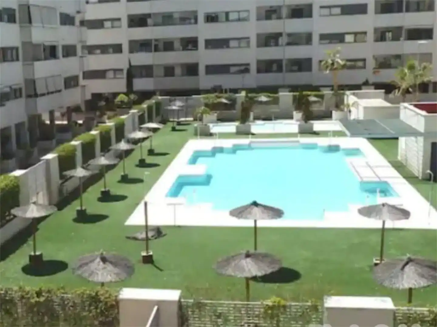 Schwimmbecken von Wohnung zur Miete in Málaga Capital mit Klimaanlage, Schwimmbad und Balkon