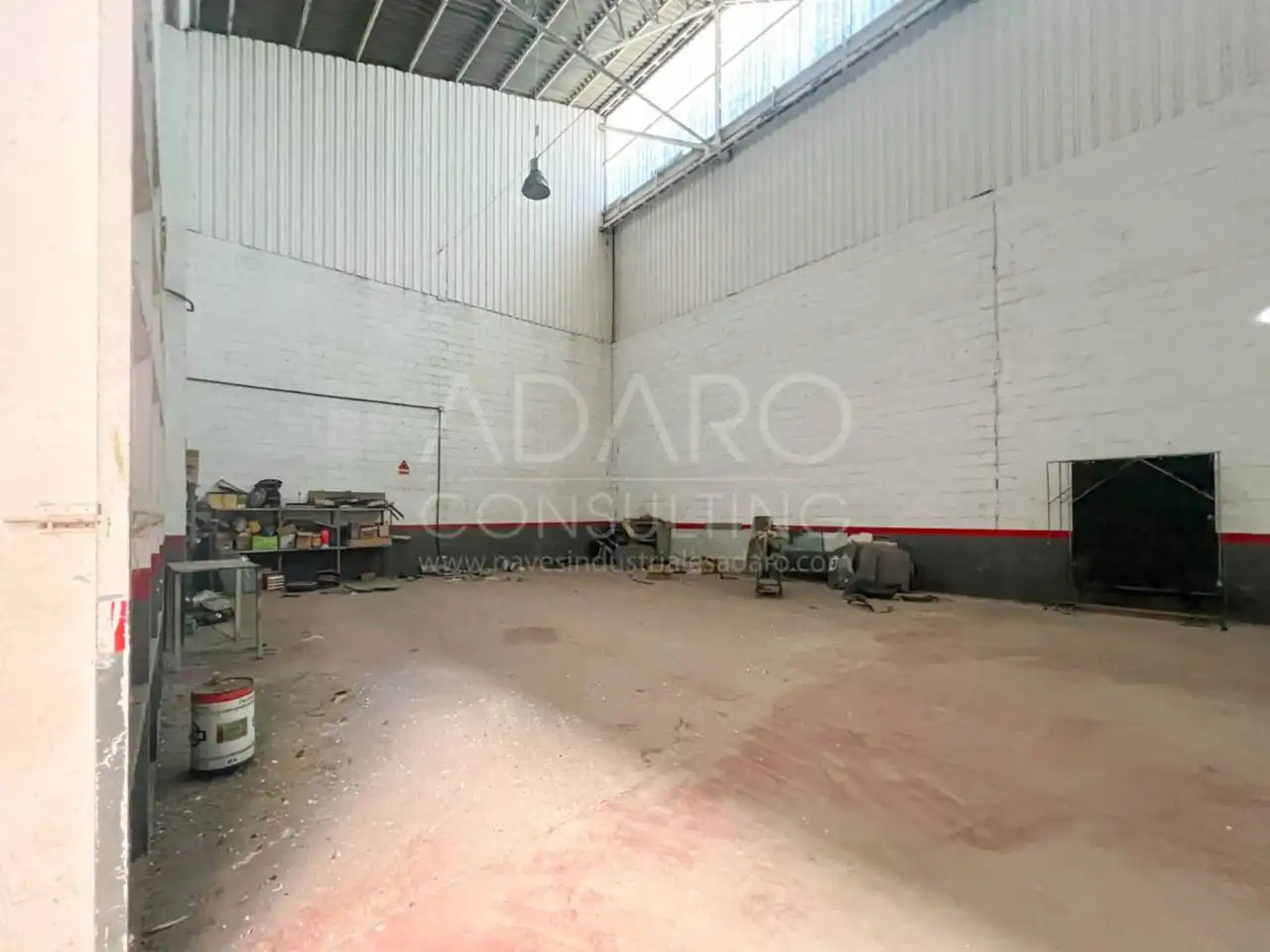 Nau industrial en venda en Guadalajara