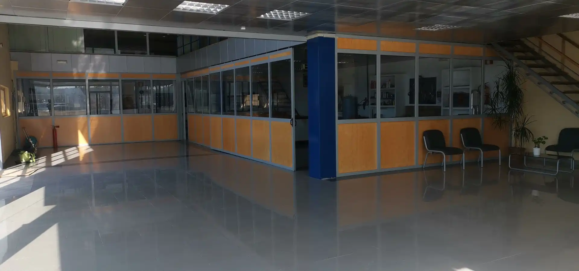 Nau industrial en venda en Alcalá de Guadaira