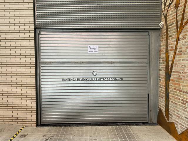 Garaje en Alquiler en Carrer de la Vinyeta, 21 en Collblanc