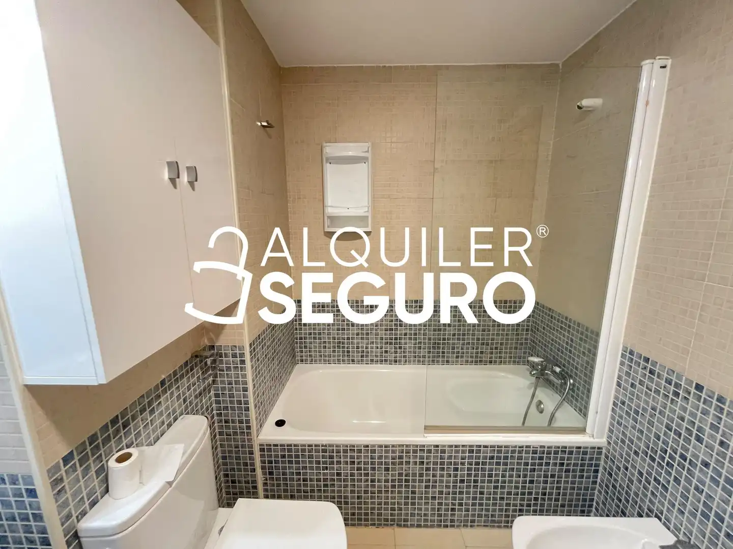 Bany de Pis de lloguer en Navalcarnero amb Calefacció, Terrassa i Traster
