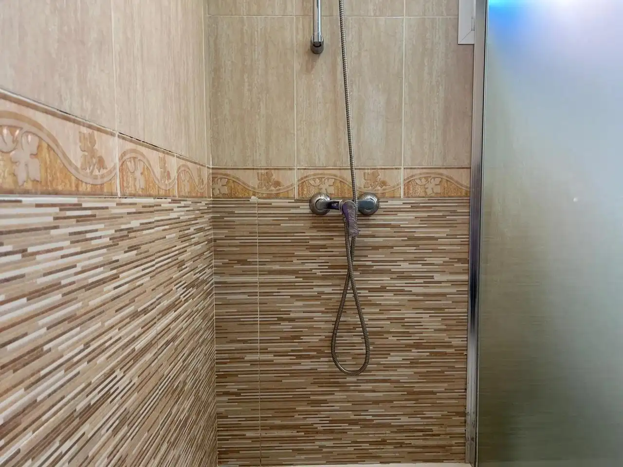 Bany de Finca rústica en venda en Alhaurín de la Torre amb Terrassa, Traster i Alarma