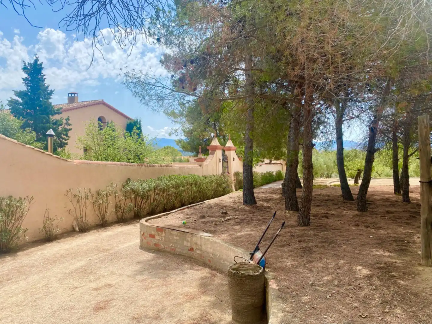 Garden of Commercial properties for sale in El Molar (Tarragona)  with Air Conditioner