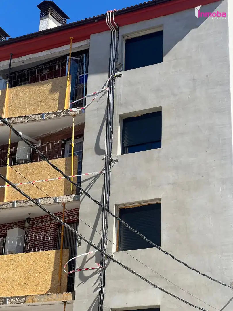 Vista exterior de Piso en venta en Aranda de Duero con Calefacción