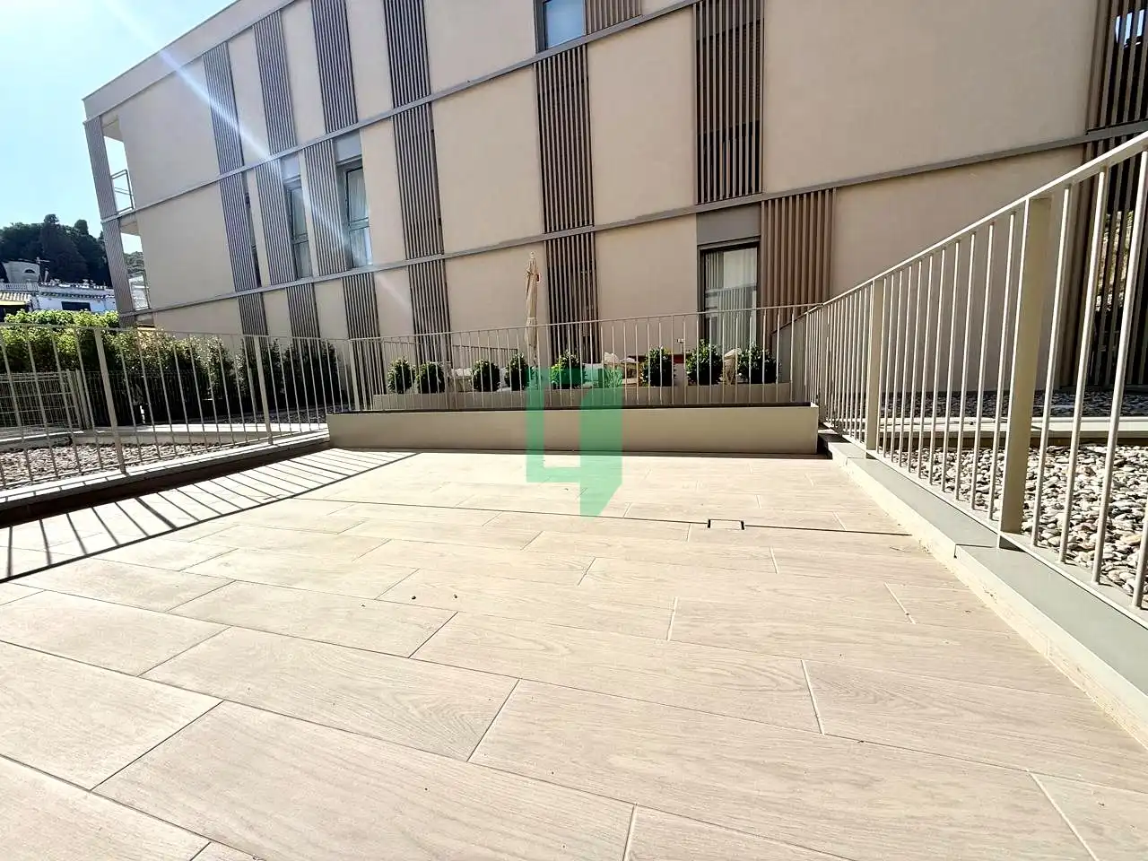 Terrasse von Wohnung zur Miete in Tiana mit Klimaanlage und Terrasse
