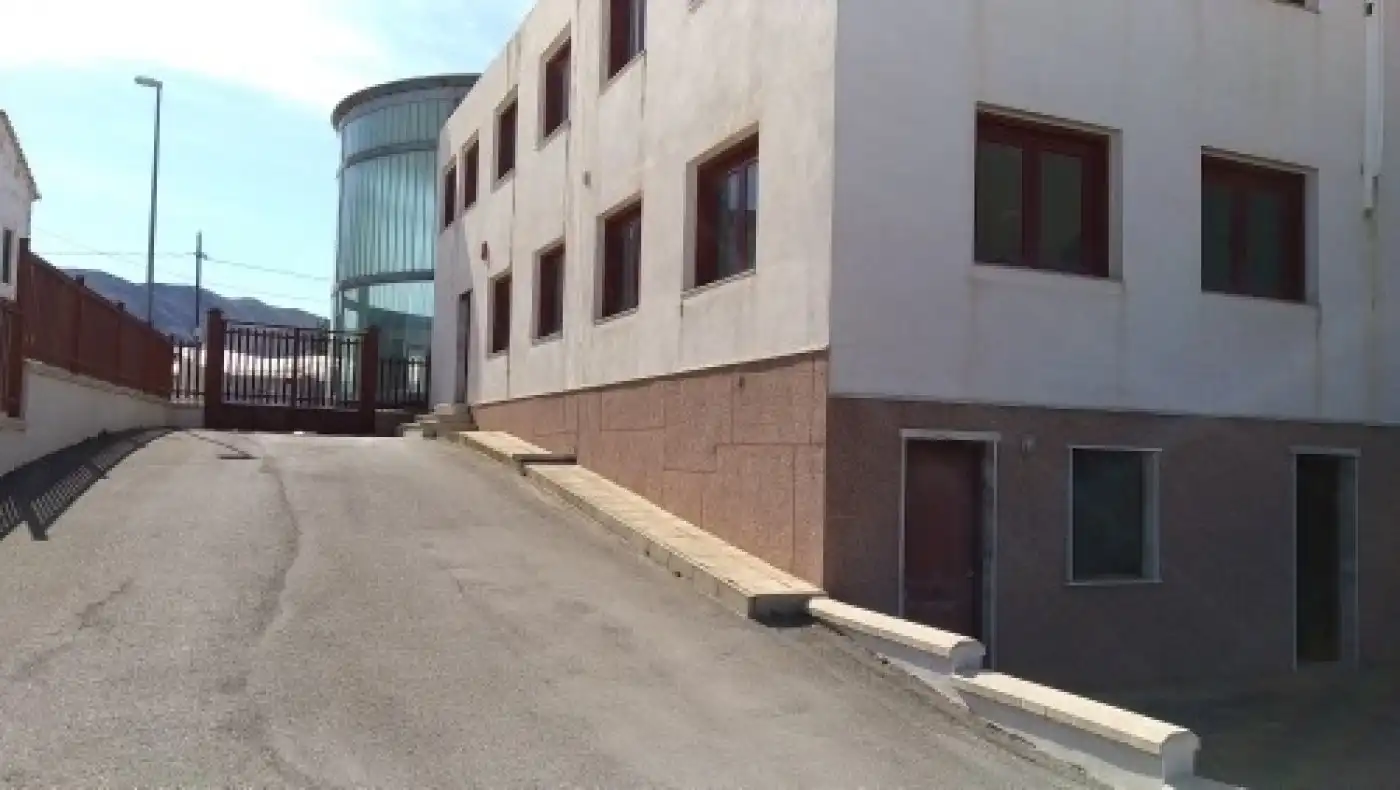 Nau industrial en venda a Berja