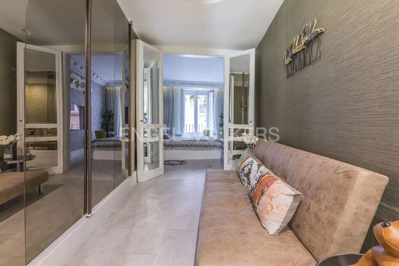 Bedroom of Flat for rent in Madrid  with Air Conditioner, Heating and Parquet flooring