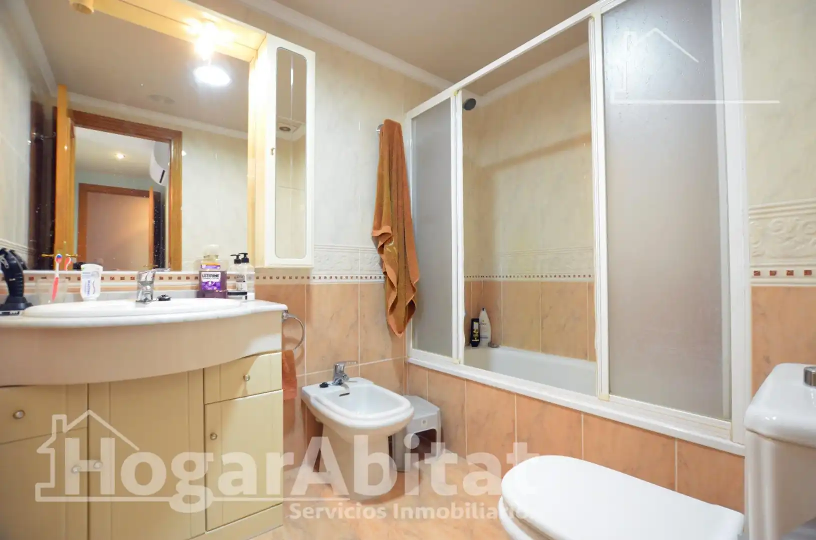Baño de Piso en venta en Tavernes de la Valldigna con Aire acondicionado, Calefacción y Trastero