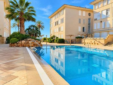 Pis amb piscina en venda a Carrer de Ran de Mar 3