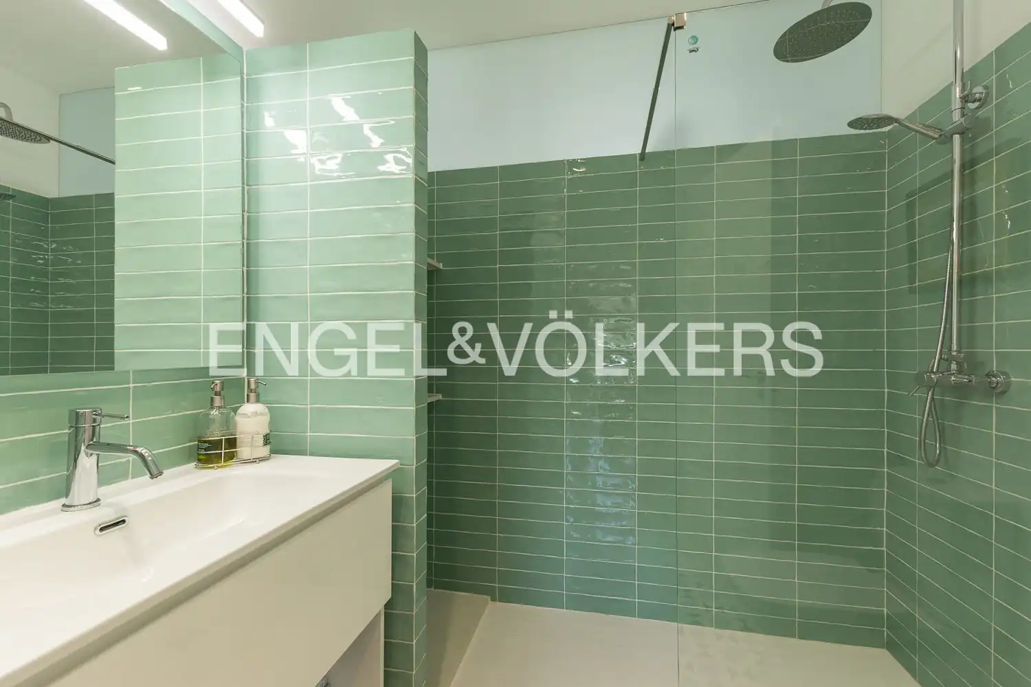 Baño de Casa o chalet en venta en Carcaixent con Aire acondicionado, Calefacción y Jardín privado