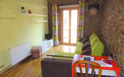 Living room of Flat for sale in Bilbao   with Heating, Oven and Washing machine