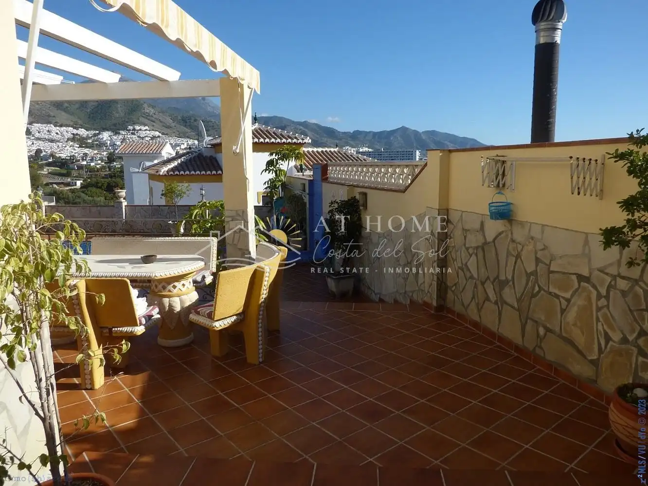 Terraza de Casa o chalet en venta en Nerja con Aire acondicionado, Calefacción y Jardín privado