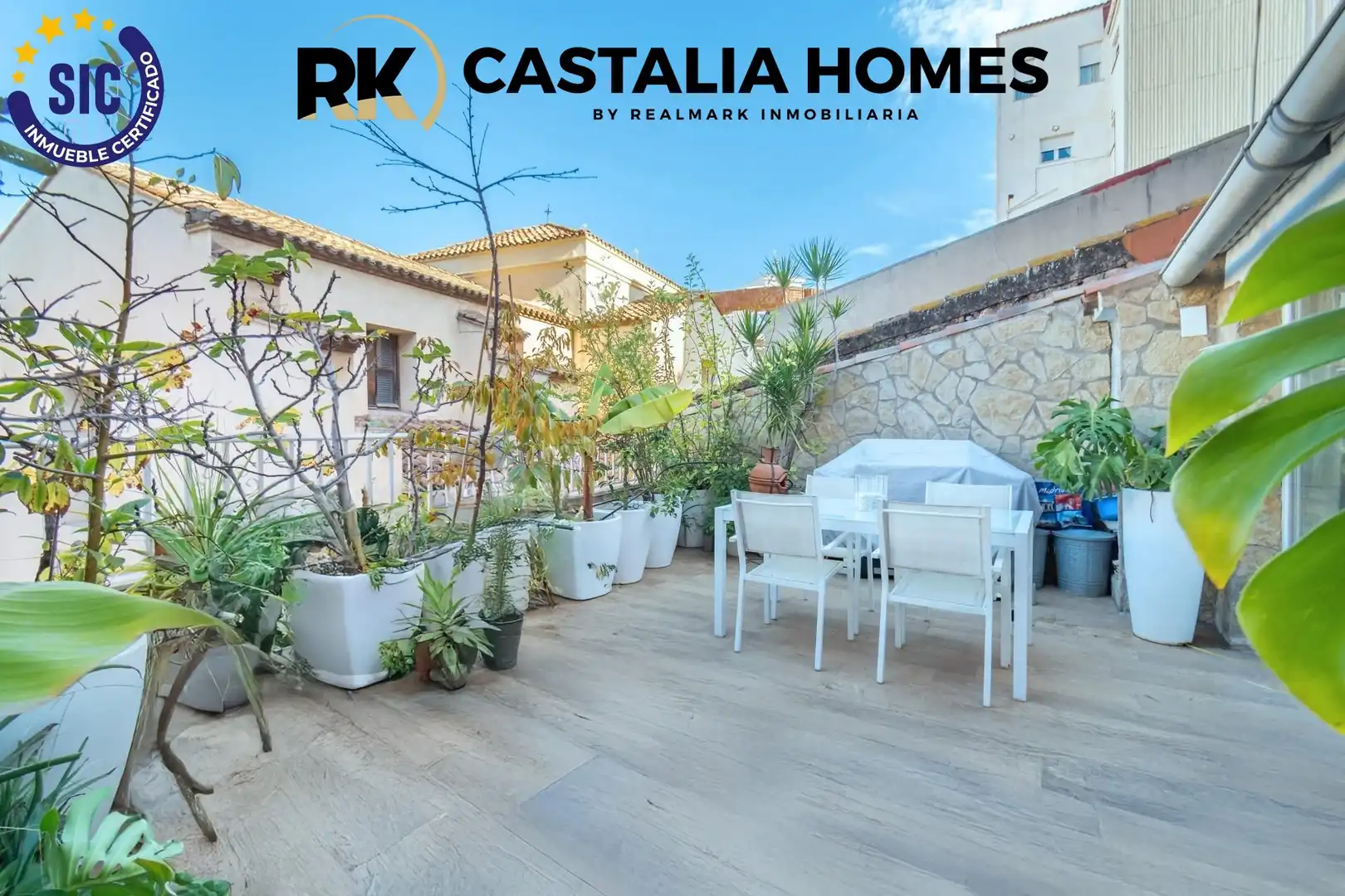 Terrassa de Casa adosada en venda en Castellón de la Plana / Castelló de la Plana amb Aire condicionat, Jardí privat i Terrassa