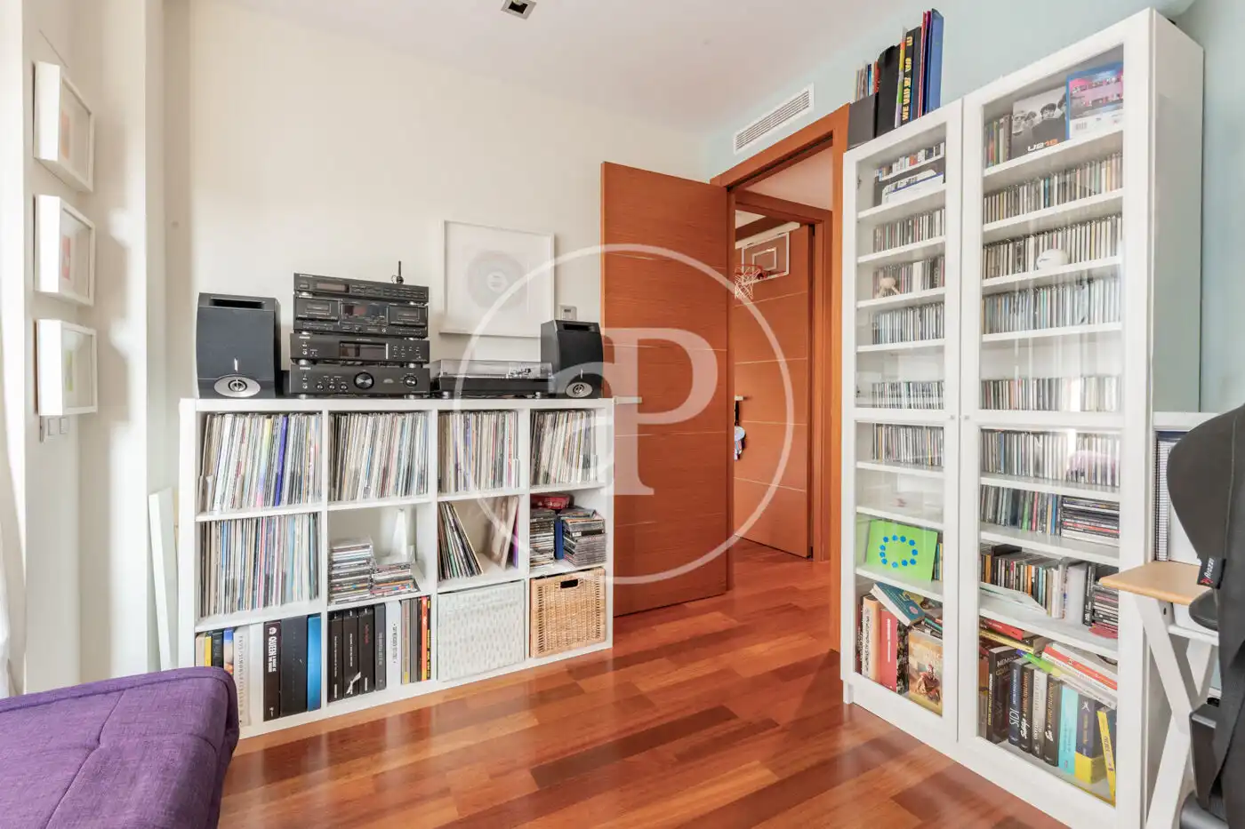 Piso con terraza en venta en C. de Buitrago del Lozoya, imagen 25