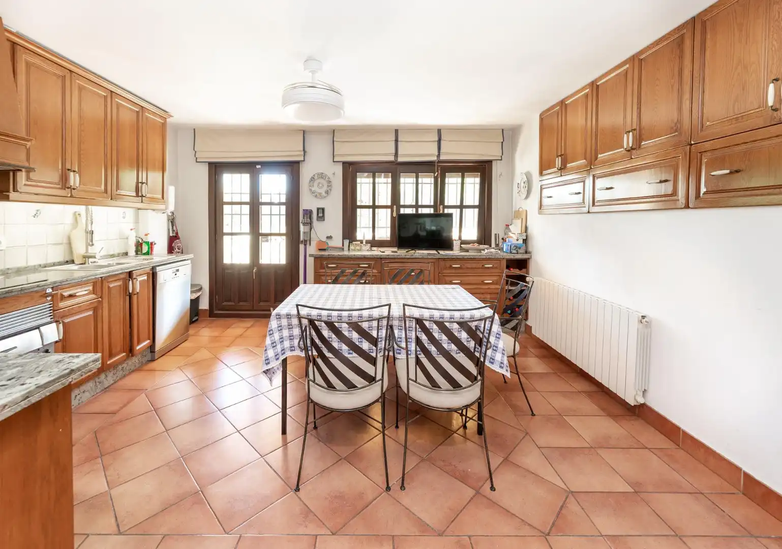 Kitchen of Houses for sale in Cájar  with Air Conditioner, Heating and Private garden