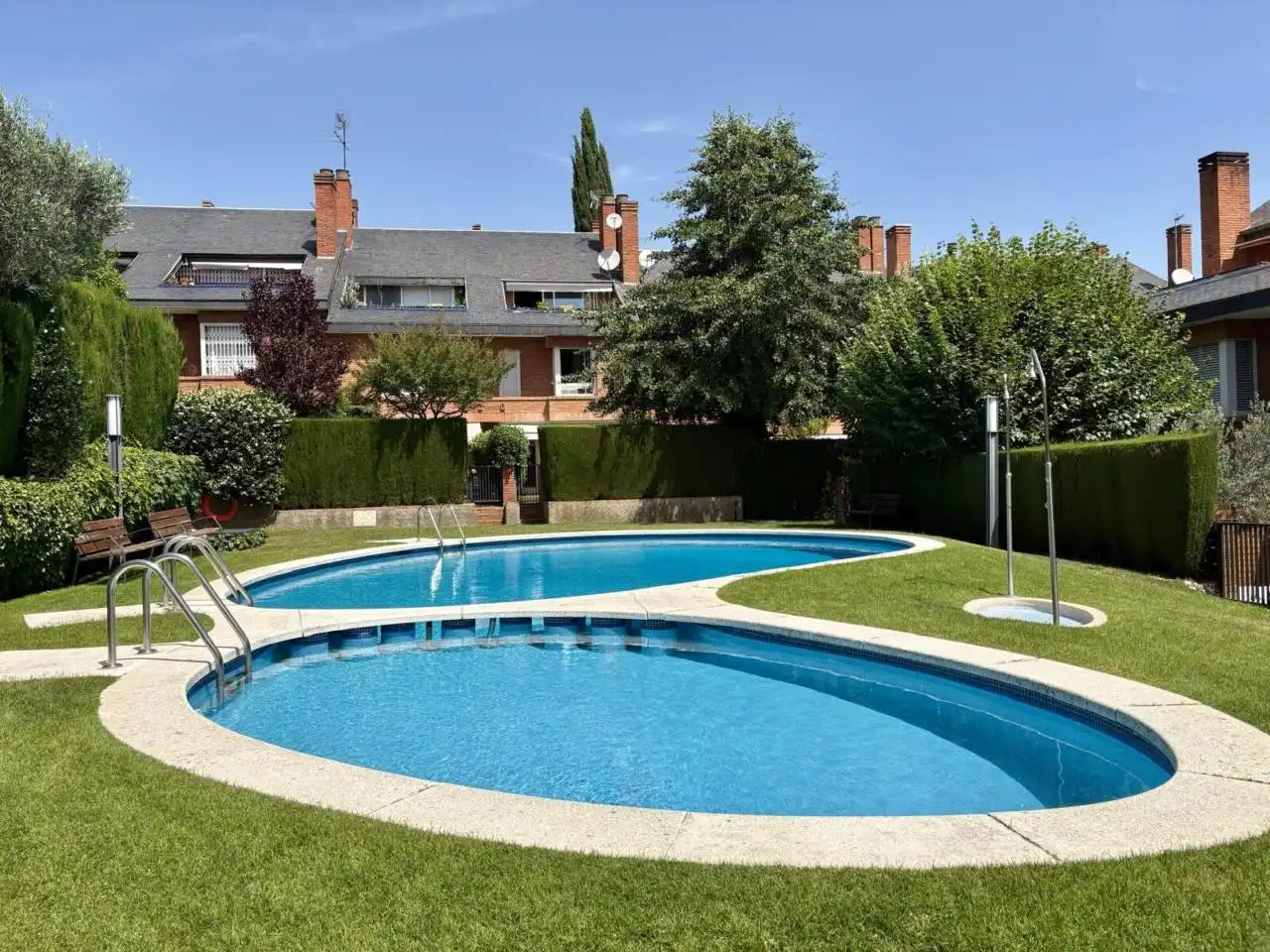 Swimming pool of Detached homes for rent in Sant Cugat del Vallès  with Air Conditioner, Heating and Private garden