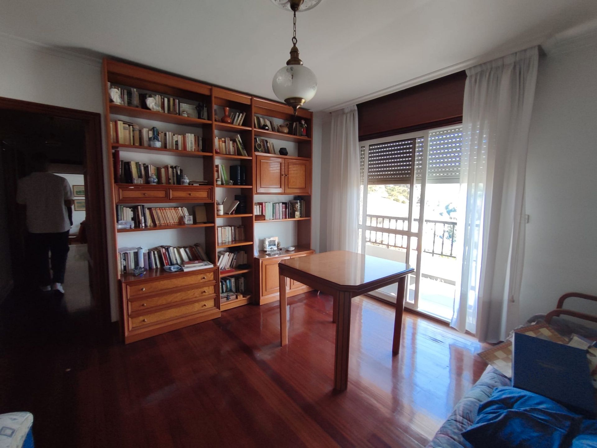Dormitori de Casa adosada en venda en Vigo  amb Calefacció, Jardí privat i Parquet
