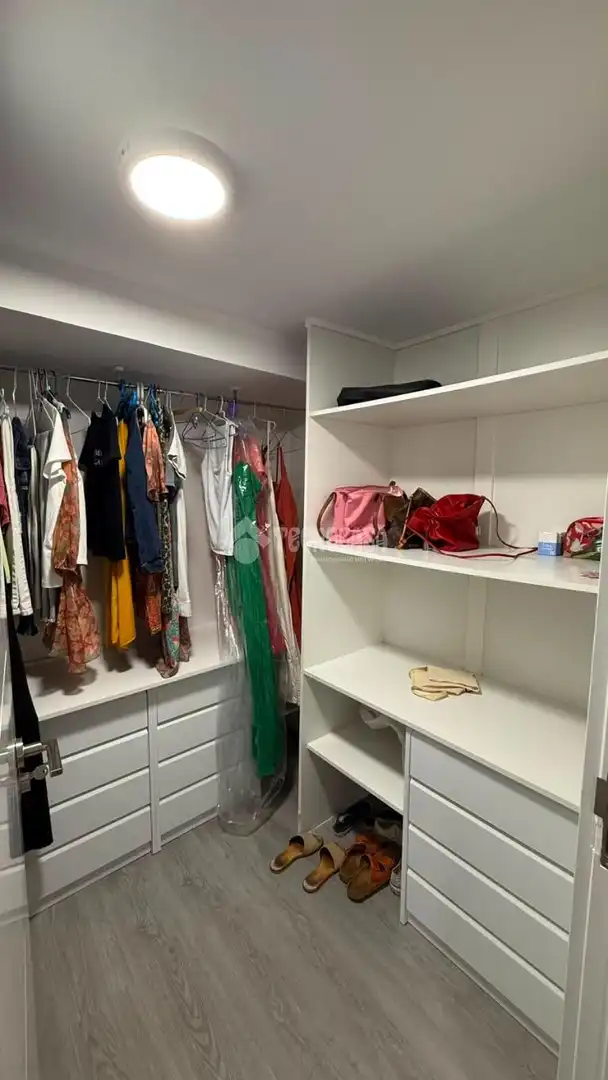 Wohnung zum Verkauf in Madrid mit Klimaanlage, Heizung und Möbliert