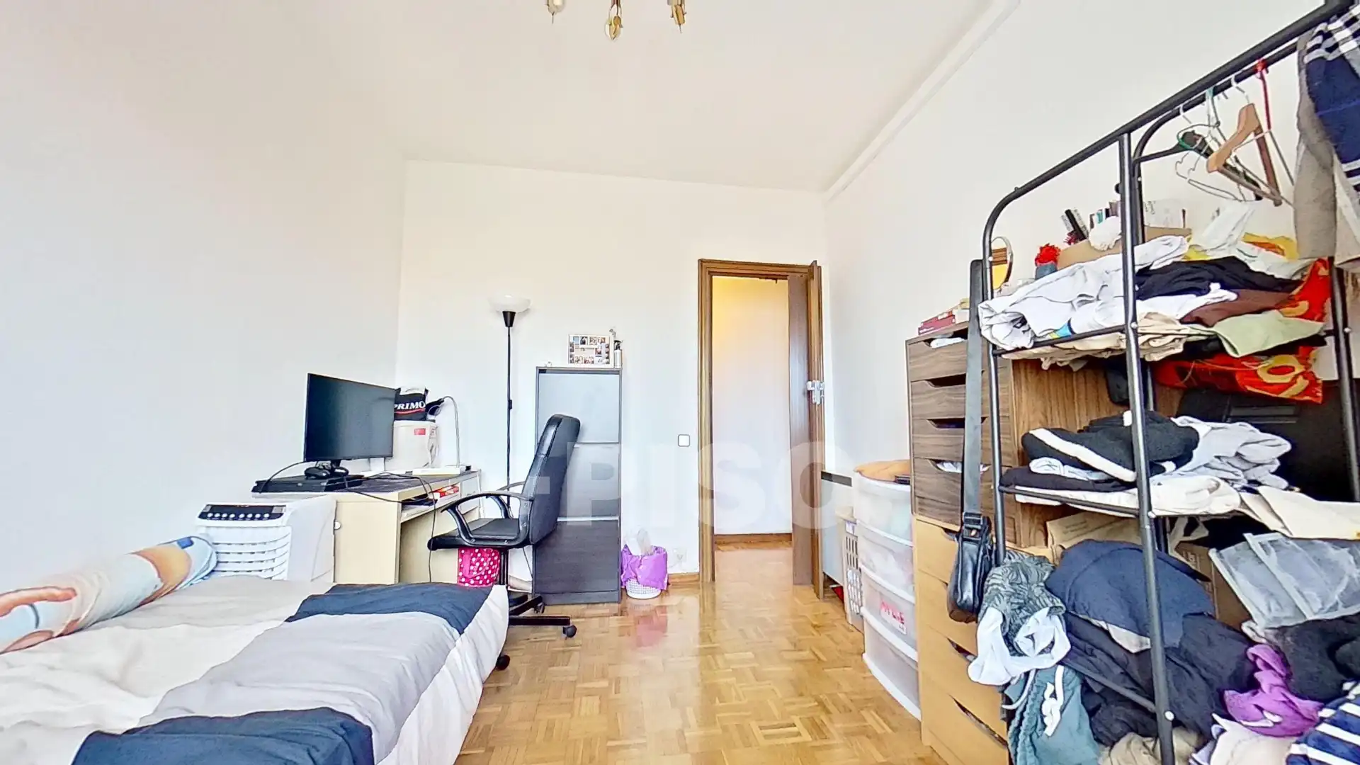 Bedroom of Flat for sale in Madrid  with Air Conditioner, Heating and Parquet flooring