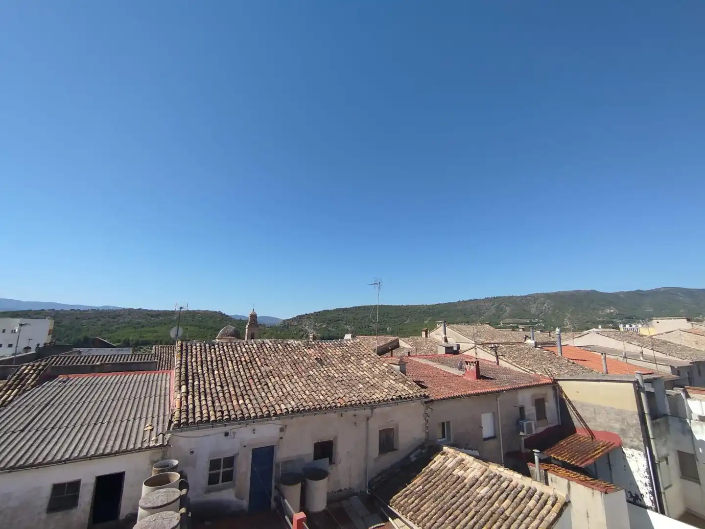 Vista exterior de Edifici en venda en Aielo de Malferit