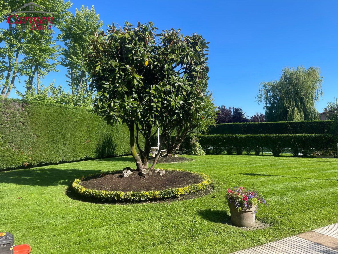 Jardí de Casa adosada en venda en Leioa amb Calefacció, Jardí privat i Terrassa
