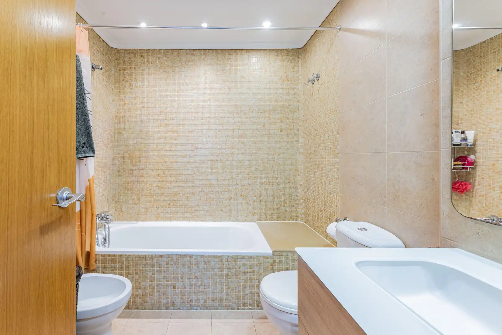 Baño de Casa adosada en venta en San Antonio de Benagéber