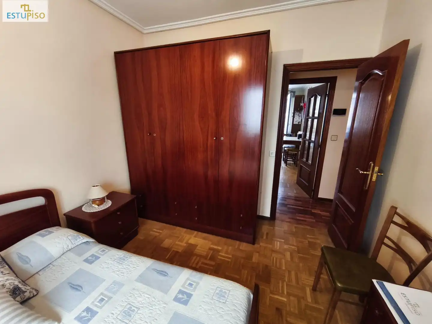 Habitación de Piso en venta en Vitoria - Gasteiz con Calefacción, Parquet y Terraza
