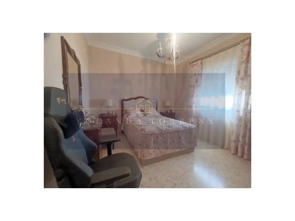 Dormitori de Casa o xalet en venda en Alcalá de Guadaira
