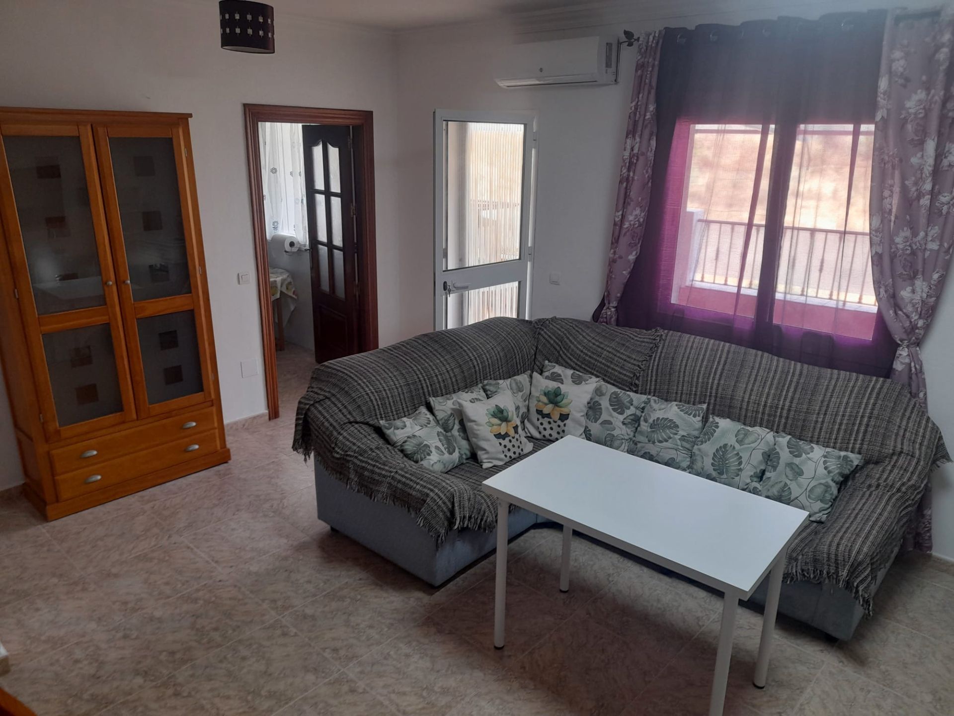 Ático de alquiler en Calle Isla Hermosa, Álora