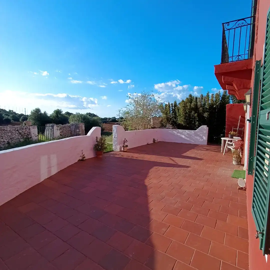 Terrasse von Country house zum Verkauf in Ciutadella de Menorca mit Privatgarten, Terrasse und Möbliert