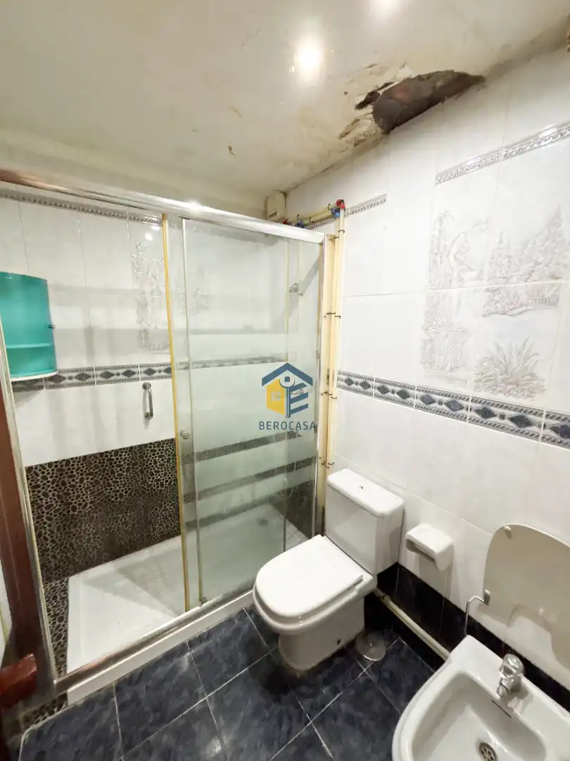 Bany de Pis en venda en Málaga