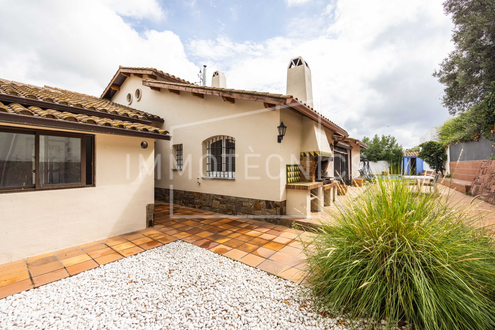 Exterior view of House or chalet for sale in La Garriga  with Private garden, Parquet flooring and Terrace