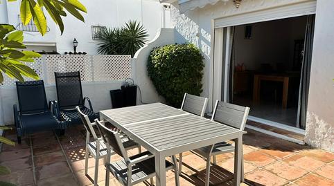 Photo 4 of Single-family semi-detached for sale in Los Naranjos, Málaga