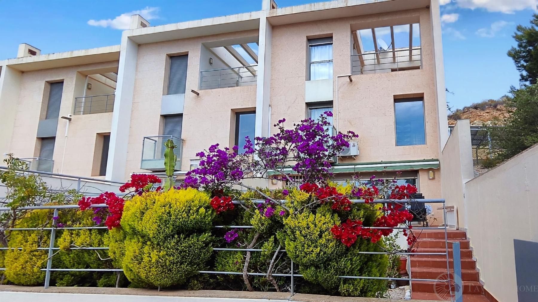 Exterior view of House or chalet to rent in El Campello  with Air Conditioner, Terrace and Furnished