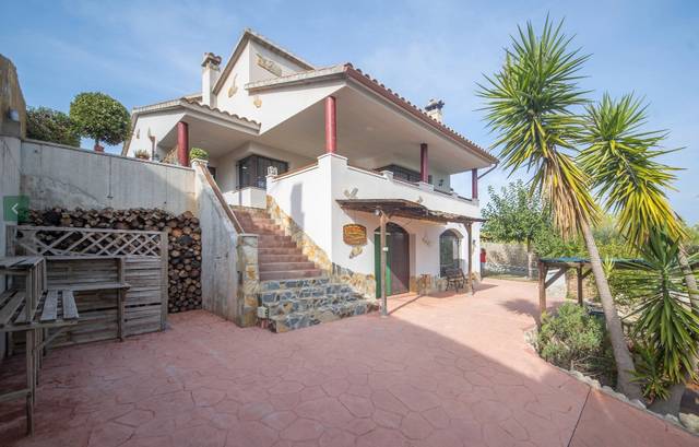 Casa-chalet en Venta en Olèrdola
