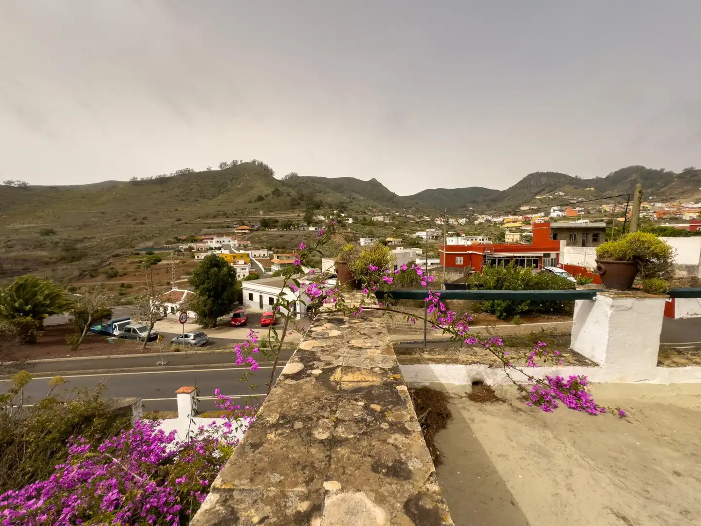 Vista exterior de Casa o xalet en venda en Tegueste amb Jardí privat, Terrassa i Balcó