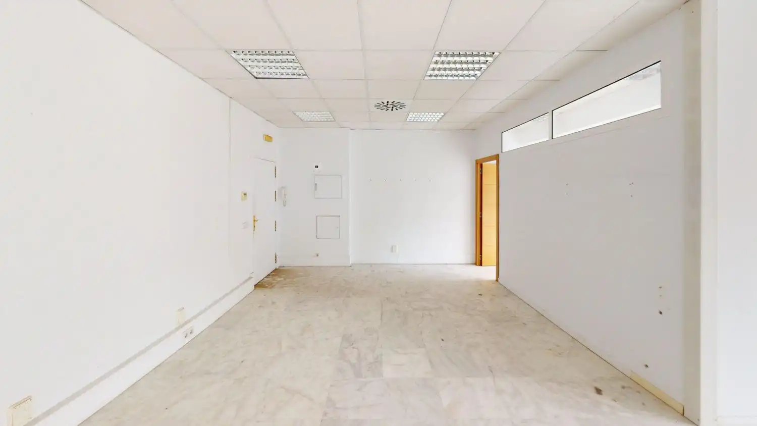 Oficina en venda en Sevilla amb Aire condicionat i Calefacció