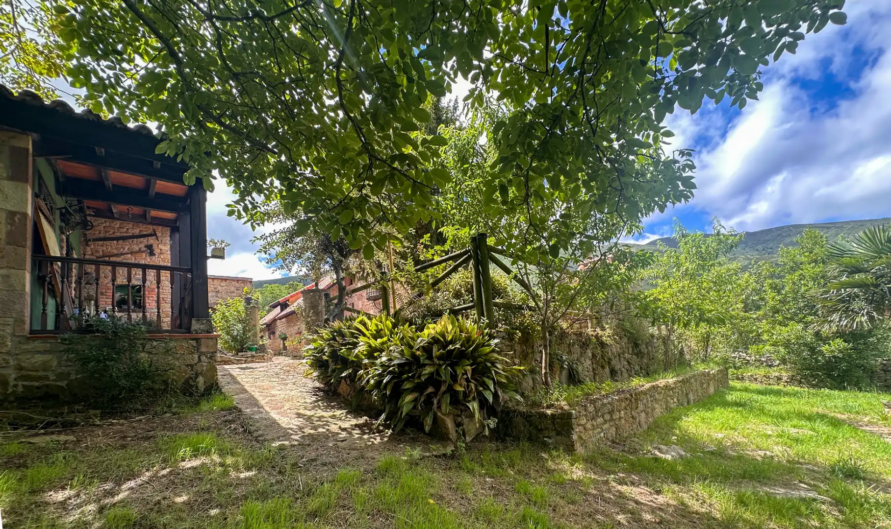 Chalet con jardín en venta en Barrio San Vicente del Monte, imagen 5