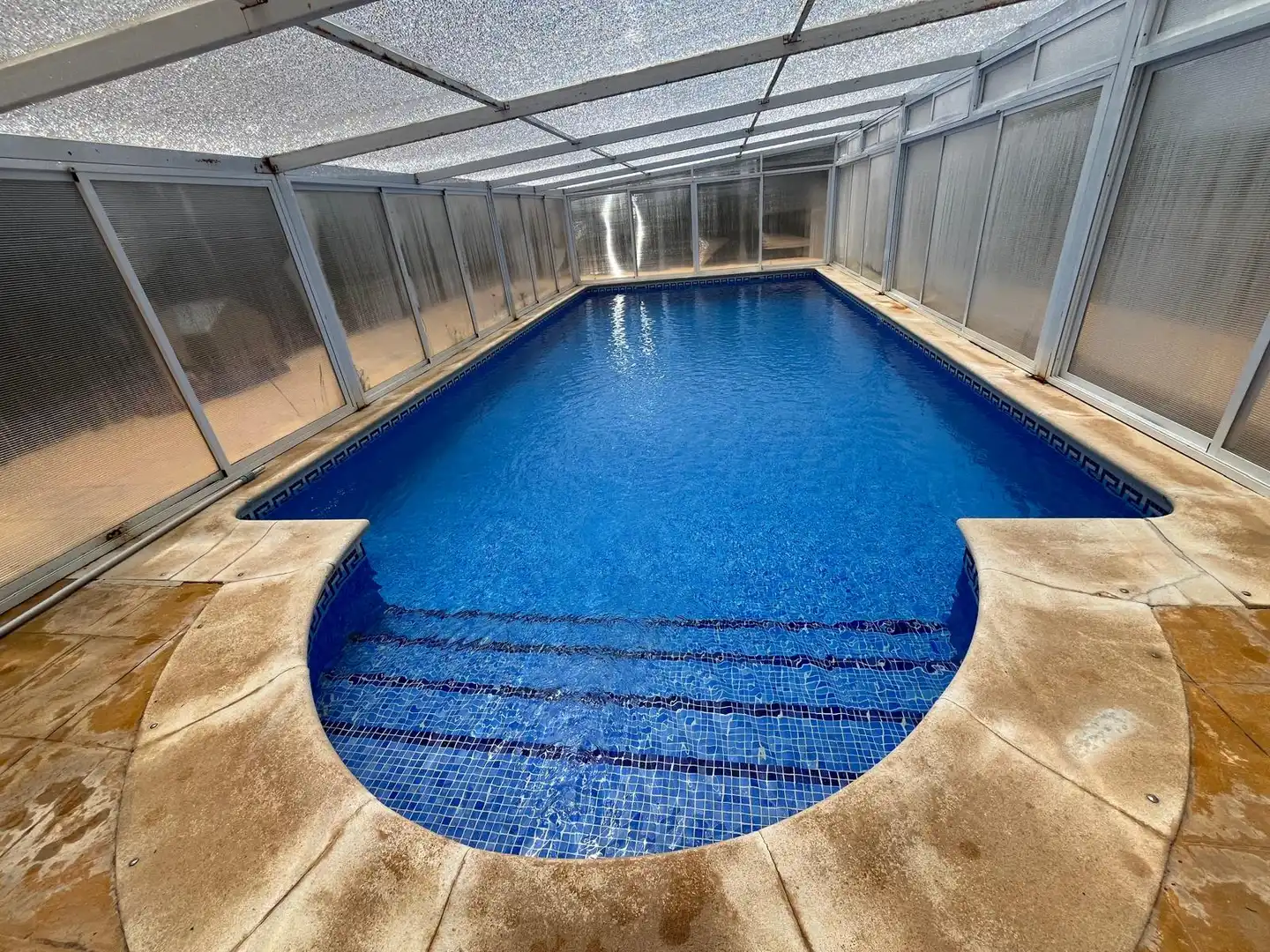 Piscina de Finca rústica en venda en Fernán Caballero amb Aire condicionat, Calefacció i Traster