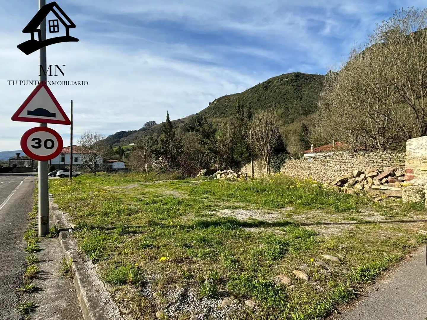 Wohnbaugrundstück zum Verkauf in Corvera de Toranzo, imagen 2