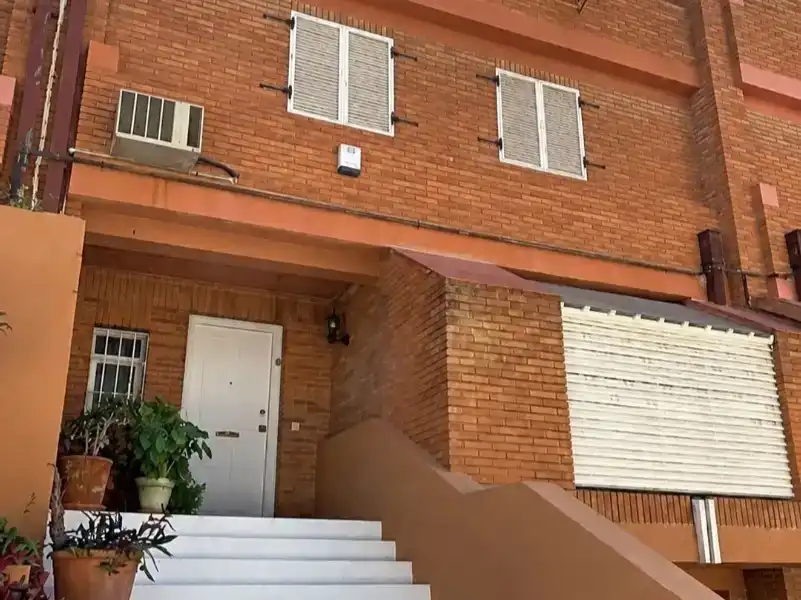 Vista exterior de Casa adosada en venda en Málaga Capital amb Aire condicionat i Balcó