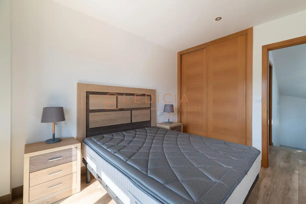 Bedroom of Houses for sale in Moaña  with Heating, Private garden and Swimming Pool