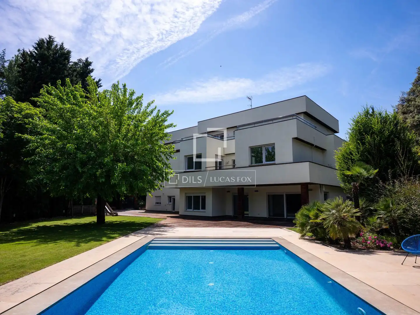 Villa avec piscine à louer à Moncloa - Aravaca