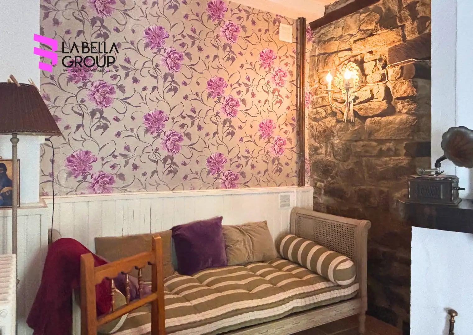 Dormitori de Finca rústica en venda en Pesaguero amb Calefacció, Jardí privat i Parquet
