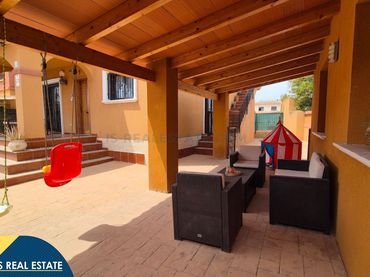 Xalet amb piscina en venda a Nueva Torrevieja - Aguas Nuevas