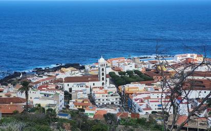 Vista exterior de Casa adosada en venda en Garachico amb Terrassa i Traster