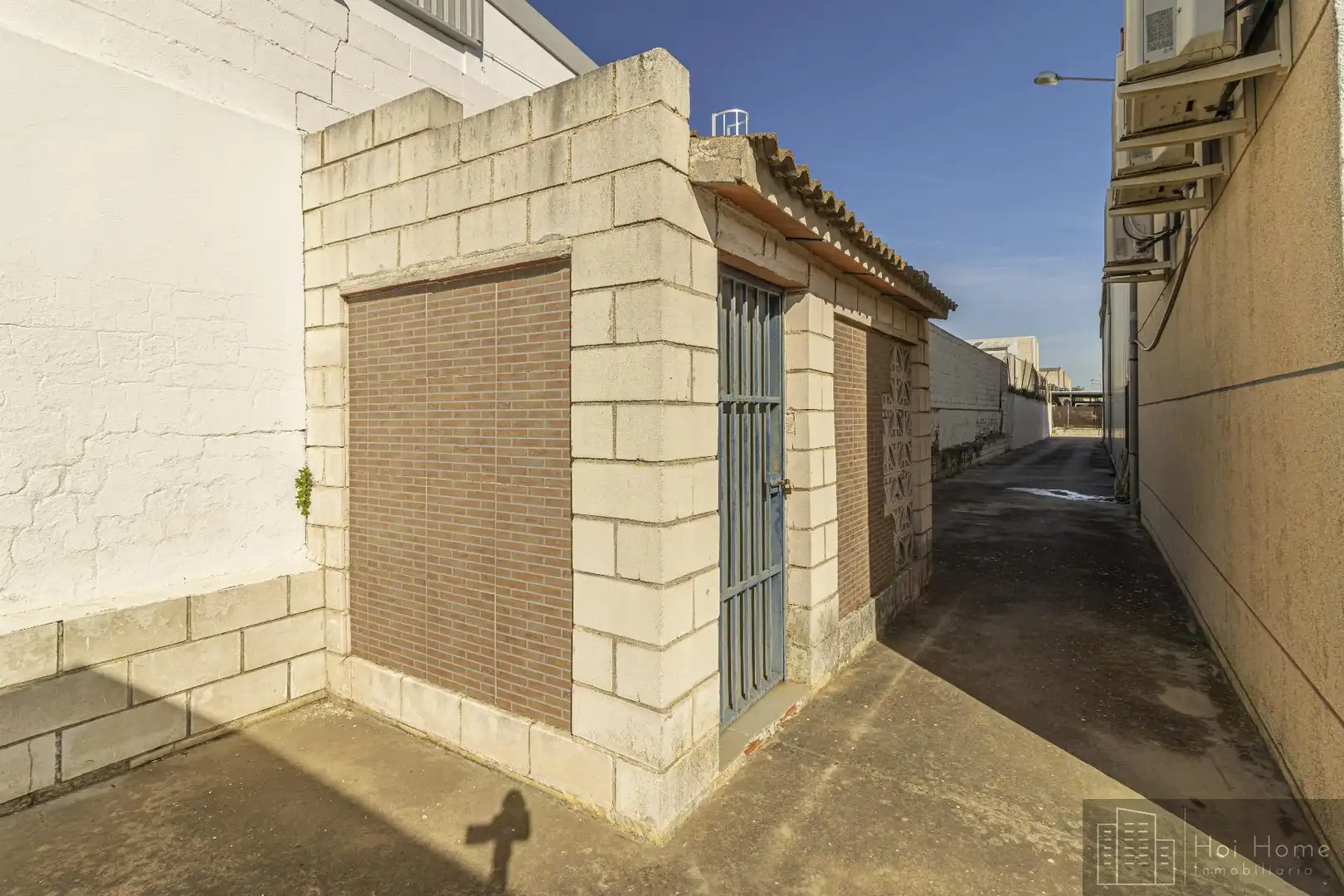 Exterior view of Industrial buildings for sale in Jerez de la Frontera