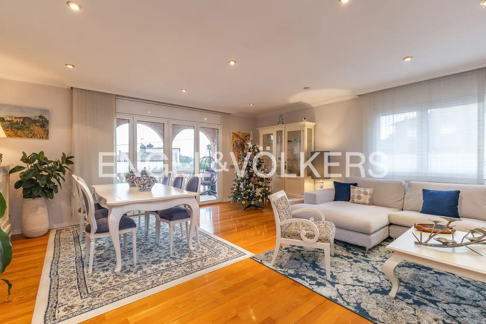 Sala de estar de Casa o chalet en venta en Castellar del Vallès con Aire acondicionado, Calefacción y Jardín privado